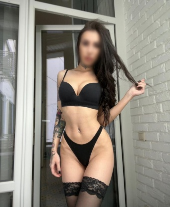 У меня есть магия, которая превратит наше свидание в незабываемые приключения в Москве 🌃
✨ Я непосредственная и индивидуальная, обеспечивая полный комфорт и эмоциональную связь. Со мной есть масса опыта и тысячи довольных партнеров, которые оставили свои восторженные отзывы о моих невероятных навыках.
✨ Мои услуги включают нежные ласки, глубокий минет и горячий секс в разных позах. Я умею доставлять наслаждение и удовлетворение, подстраиваясь под все твои желания. Со мной ты можешь осуществить свои самые смелые фантазии!
✨ Я горда своими красивыми фотографиями, которые подчеркивают мои соблазнительные формы. Плотная грудь, стройная талия и аппетитная попка - все это сделает наше время вместе незабываемым.
✨ Так что, дорогой, не упустите возможность окунуться в мир наслаждения и страсти со мной в Москве. Жду тебя теперь! 😘 8129, 18 лет